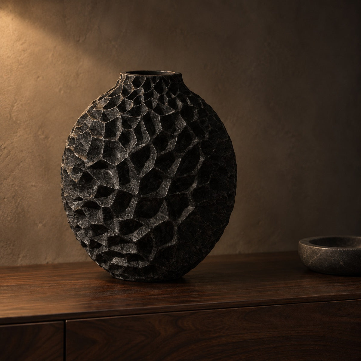 Honeycomb Vase in Black, close up